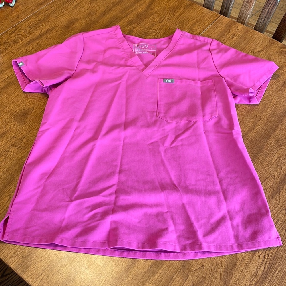 Figs one pocket scrub top